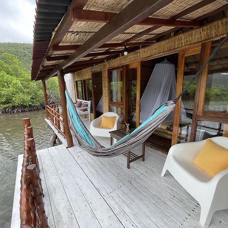 Floating Paradise Karimunjawa-Inseln Exterior foto