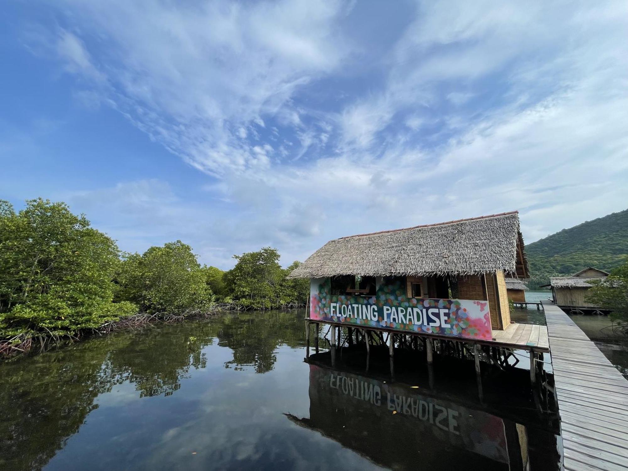 Floating Paradise Karimunjawa-Inseln Exterior foto