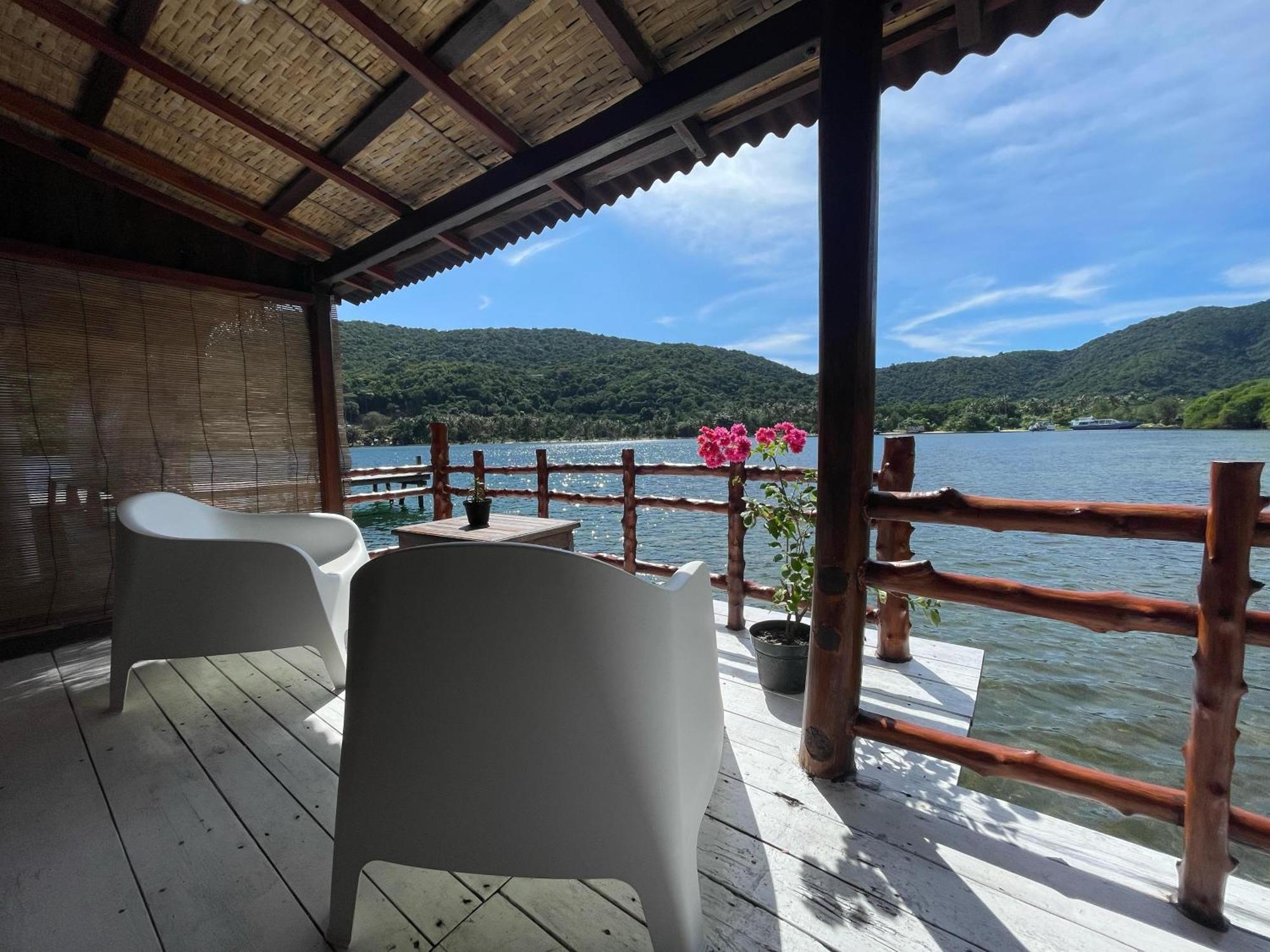 Floating Paradise Karimunjawa-Inseln Exterior foto